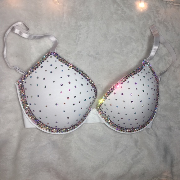 *NOW SOLD* Stunning Swarovski Crystals White Bra - Picture 2 of 8